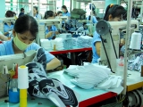 Giảm mức đóng bảo hiểm: một mũi tên, hai mục đích